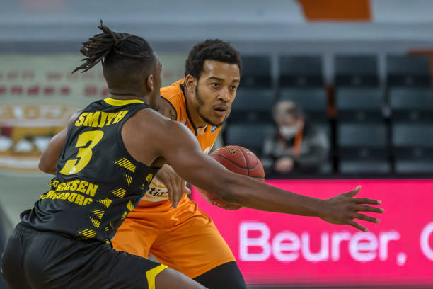 这让他在德 这让他在德