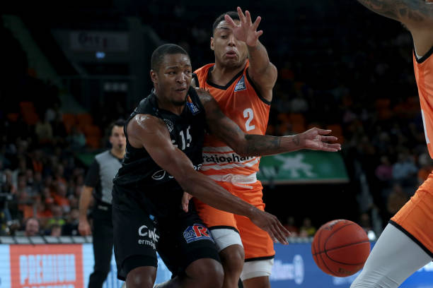 这些球员或 这些球员或